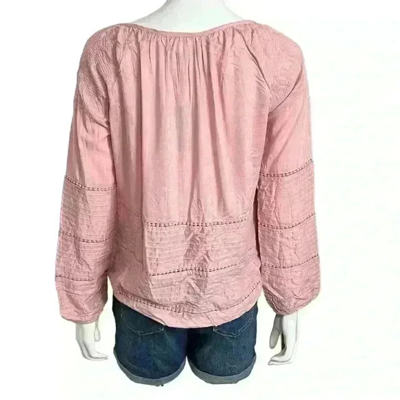 Coco Colette Pink Textured Top NWT - Picture 2 of 9